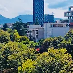 Lilo's Place 1 Tirana